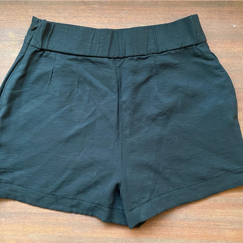 Leith black shorts